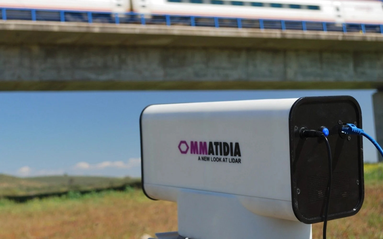 Ommatidia system used for civil structure monitoring